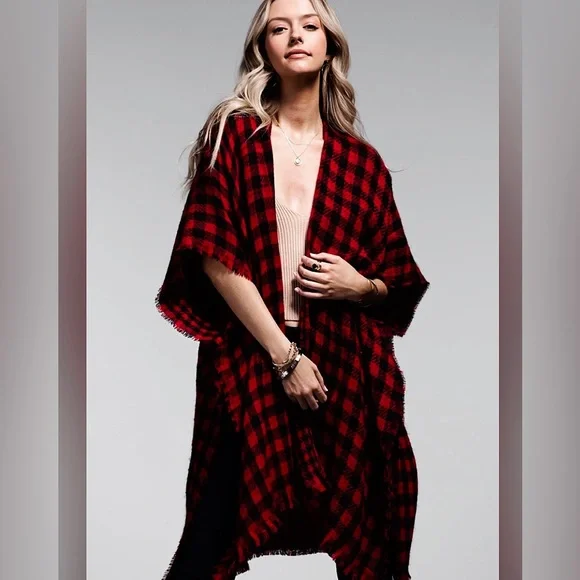 Villa Of the Buffalo Babes Poncho - Picture 2 of 10